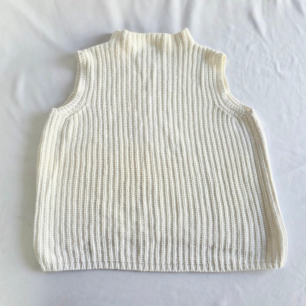 Women's Chelsea Studio White Ribbed Mock Neck Sweater Vest M
